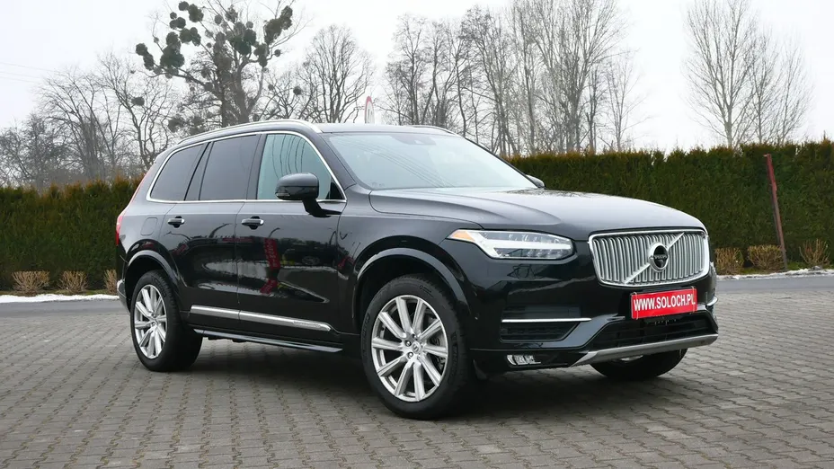 VOLVO XC90 -