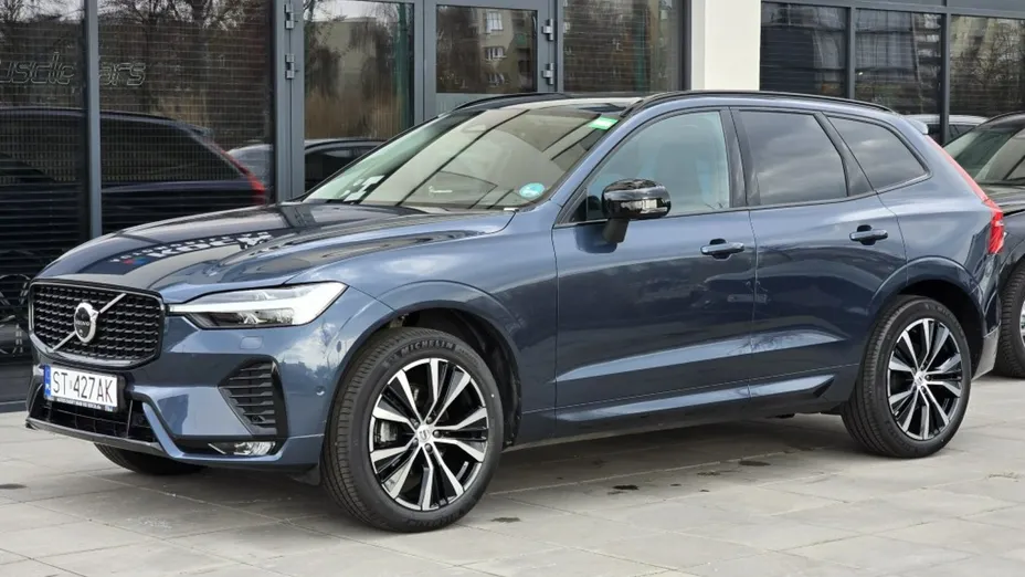 VOLVO XC60 -