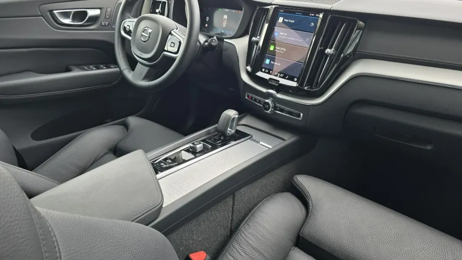 VOLVO XC60 -