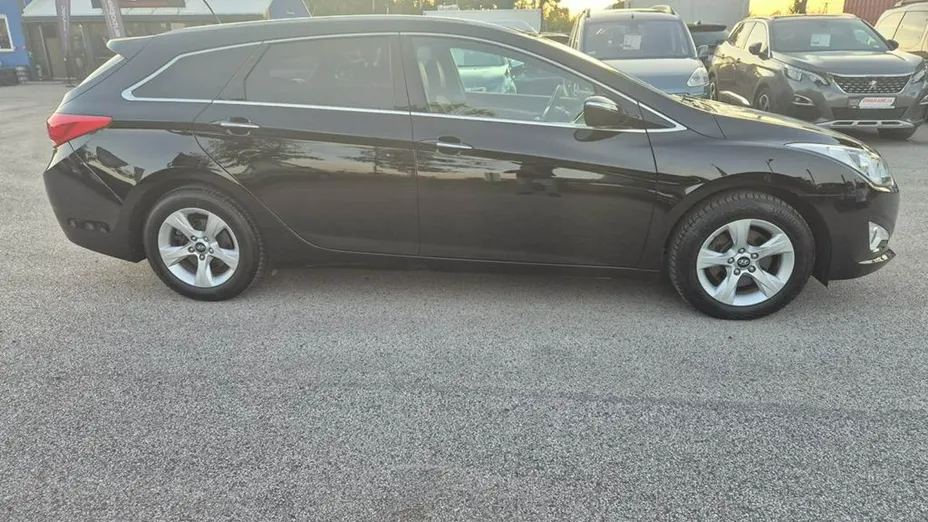 HYUNDAI i40 -