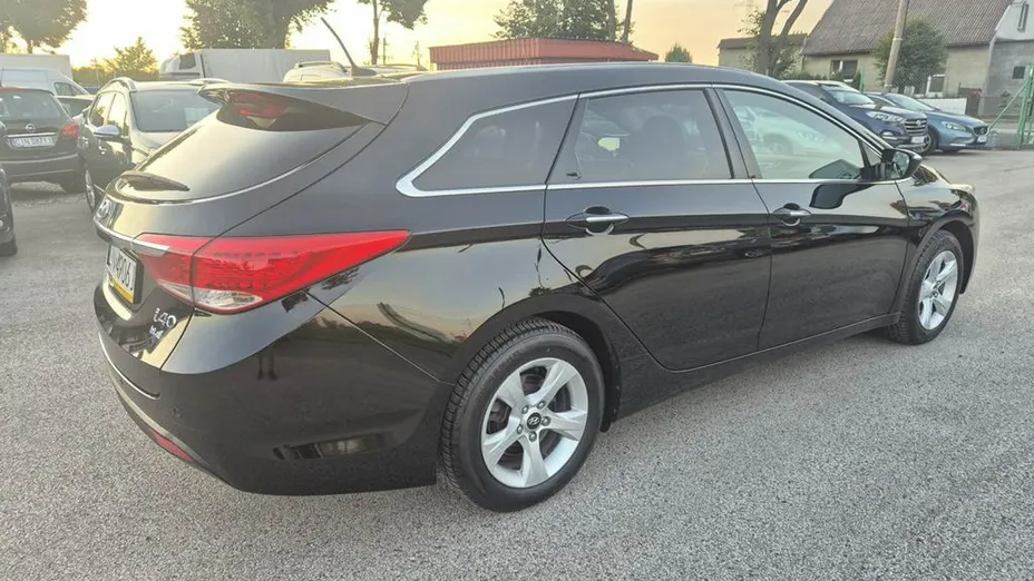 HYUNDAI i40 -