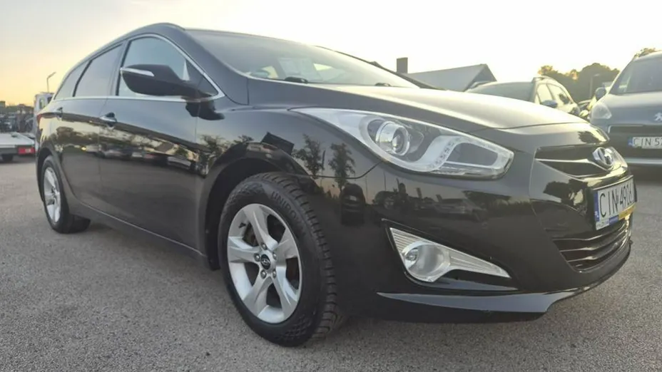 HYUNDAI i40 -