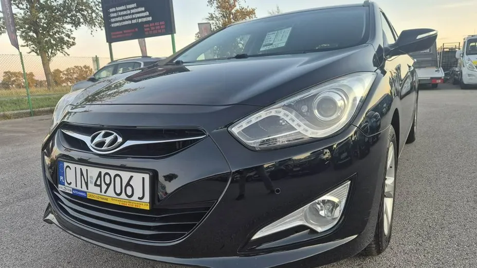 HYUNDAI i40 -