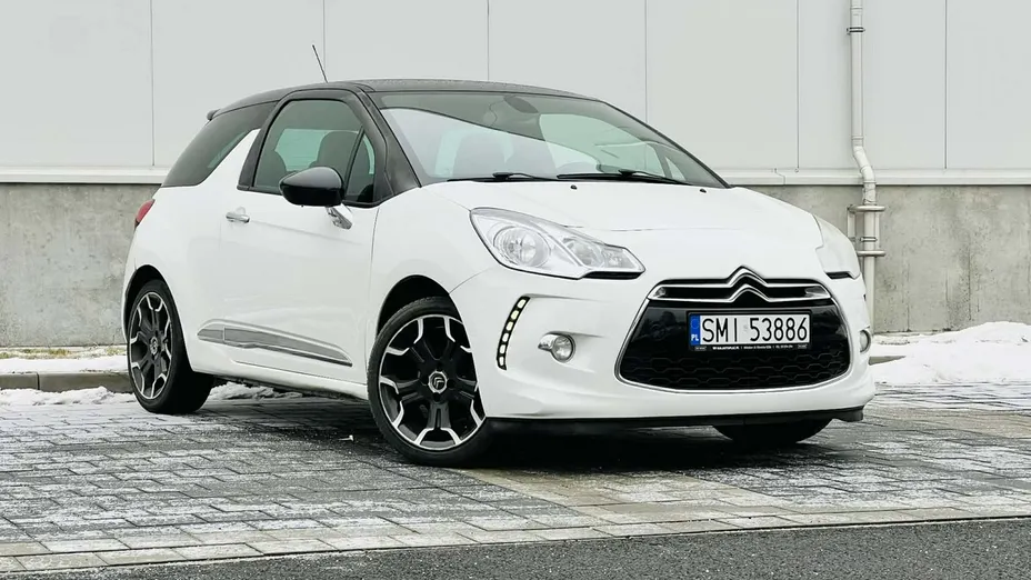 CITROEN DS3 -