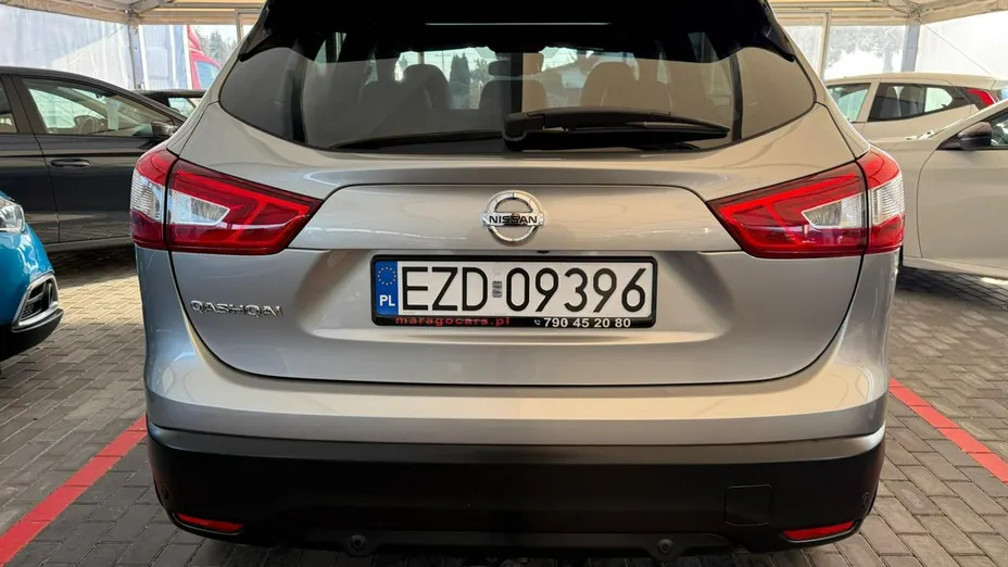 NISSAN Qashqai -