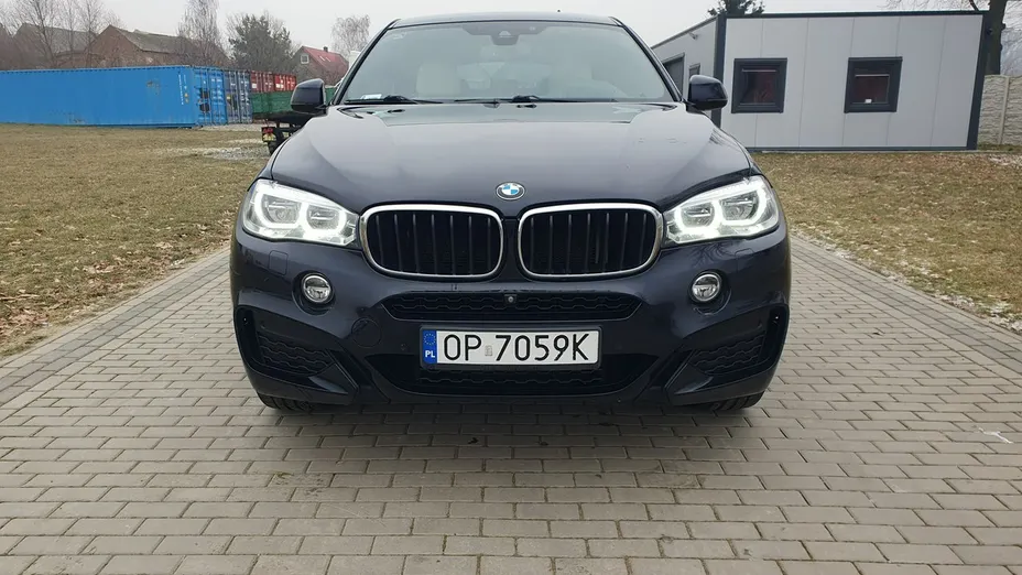 BMW X6 -