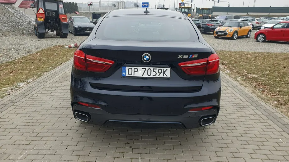 BMW X6 -