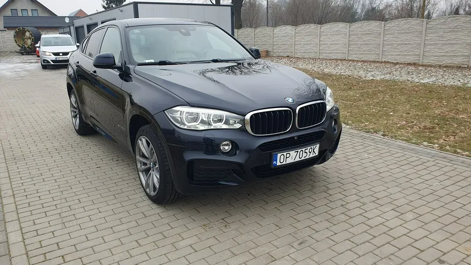 BMW X6 -