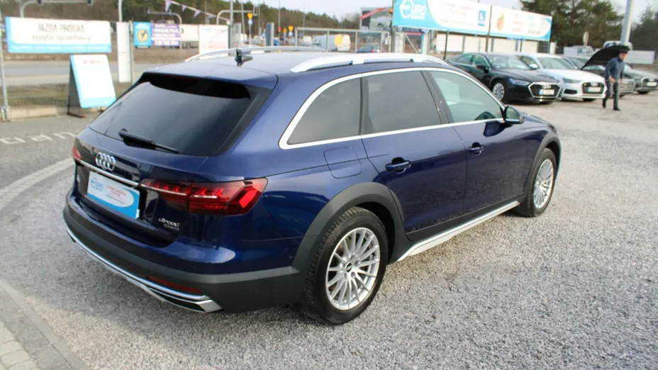 AUDI A4 -
