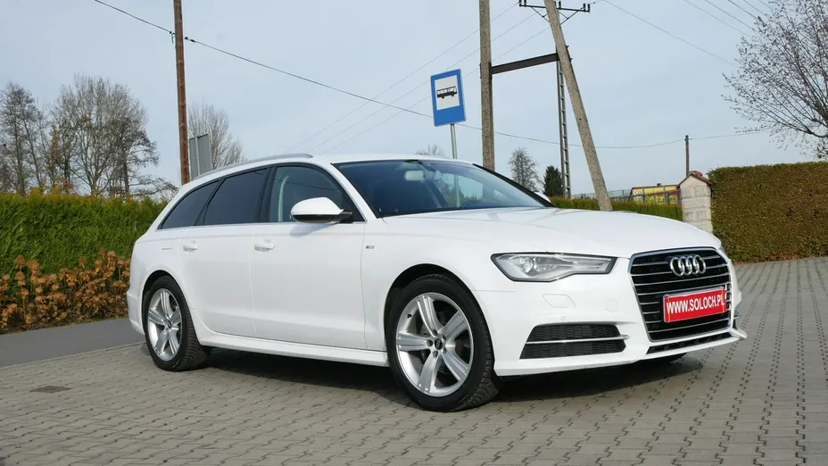 AUDI A6 -