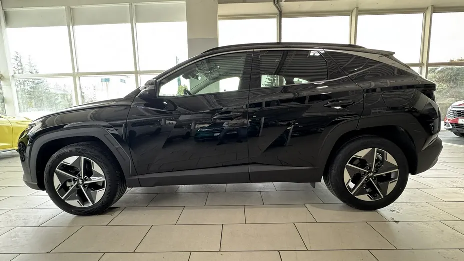HYUNDAI Tucson -