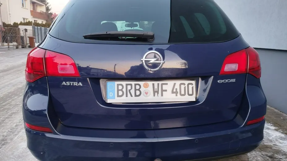 OPEL Astra -