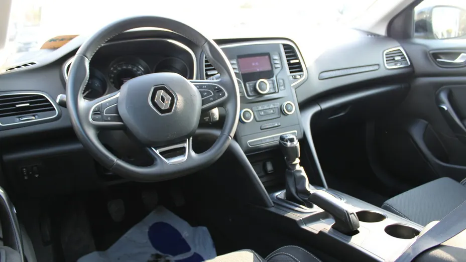 RENAULT Megane -