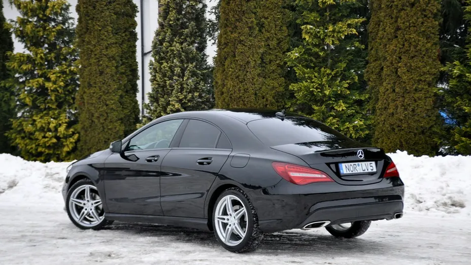 MERCEDES-BENZ CLA -