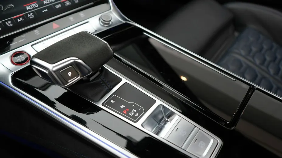 AUDI A6 RS6 TFSI mHEV Quattro Performance Tiptronic