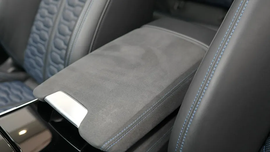 AUDI A6 RS6 TFSI mHEV Quattro Performance Tiptronic