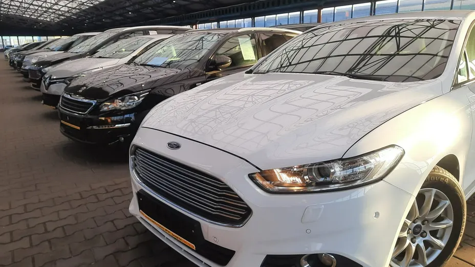 FORD Mondeo -
