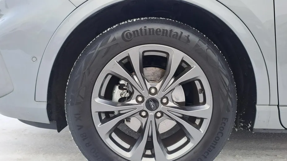 FORD Kuga -