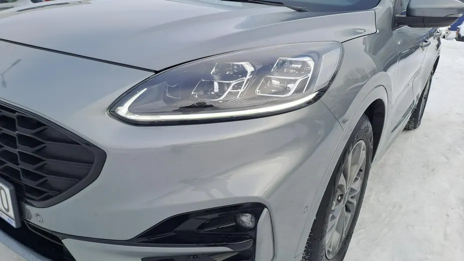 FORD Kuga -