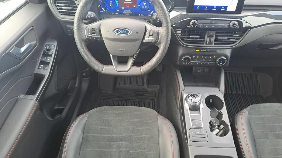 FORD Kuga -