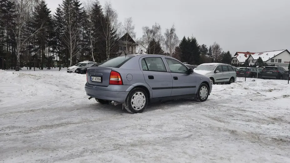 OPEL Astra -
