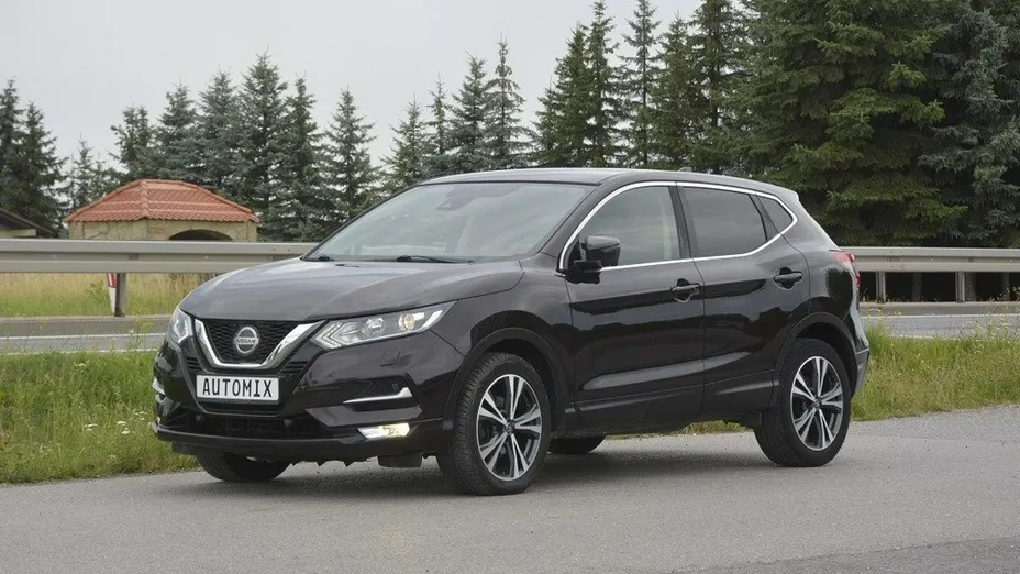 NISSAN Qashqai -