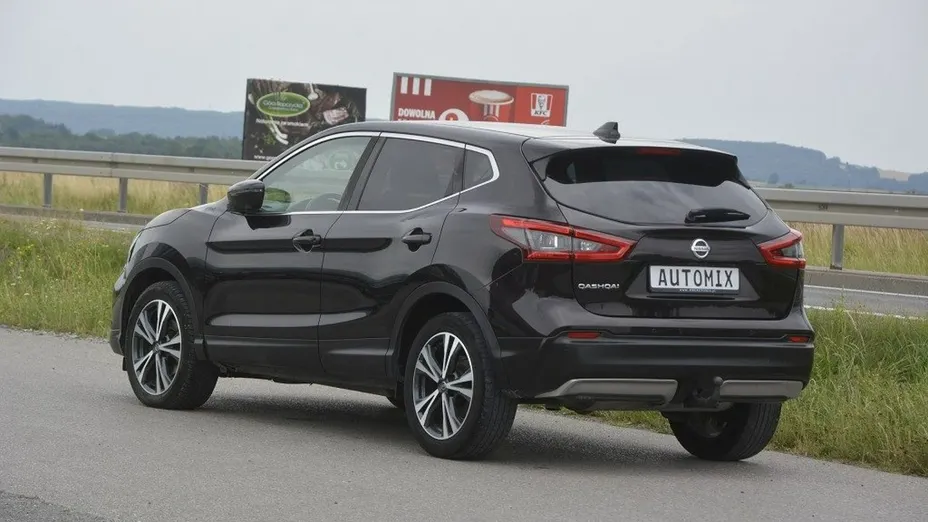 NISSAN Qashqai -