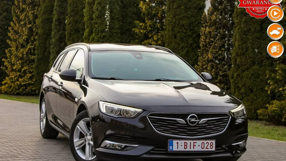 OPEL Insignia -