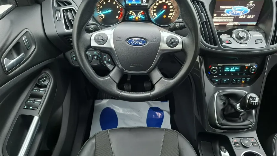 FORD Kuga -