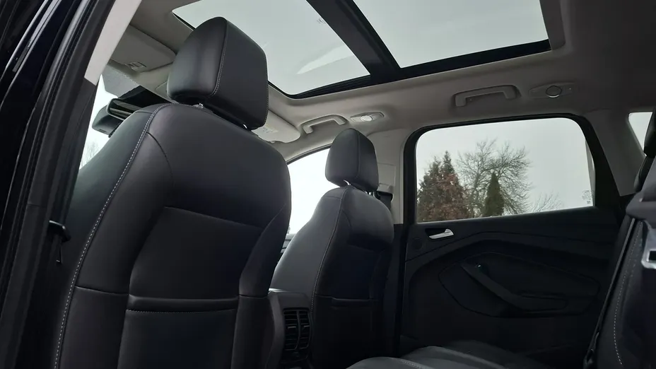FORD Kuga -