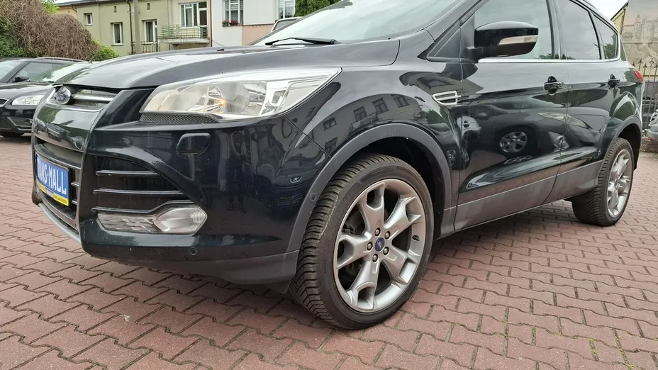 FORD Kuga -