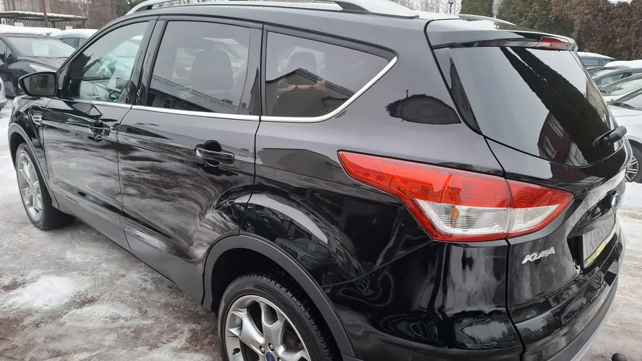 FORD Kuga -