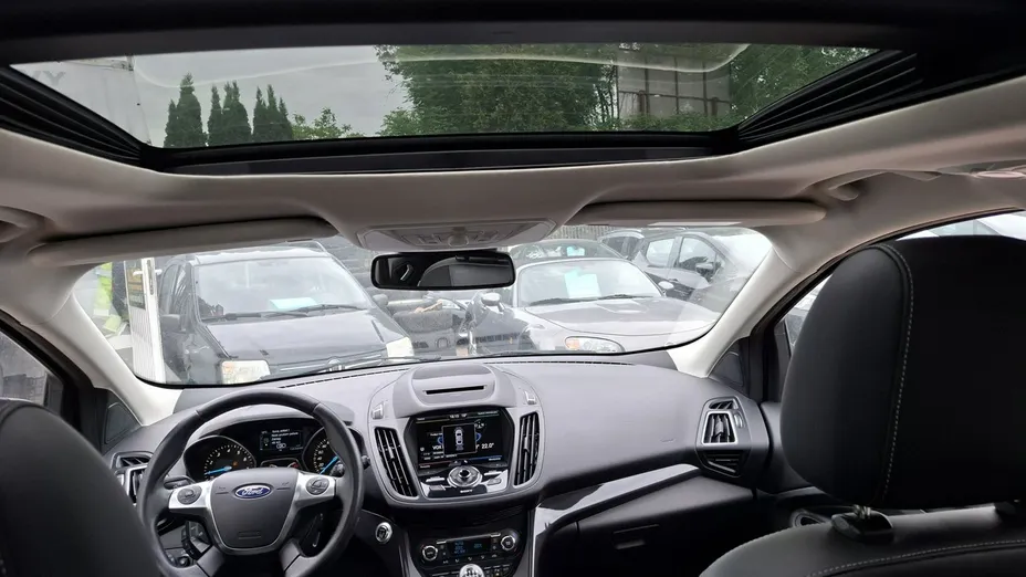 FORD Kuga -