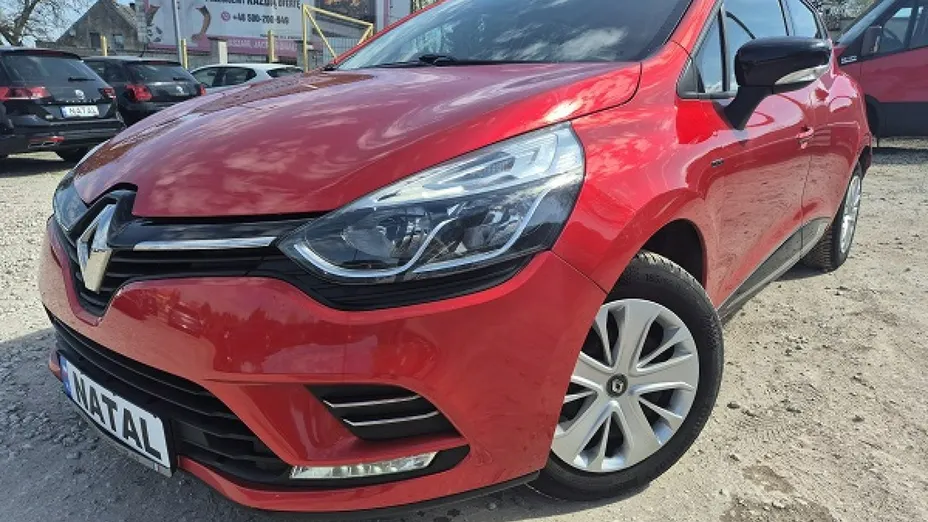 RENAULT Clio -