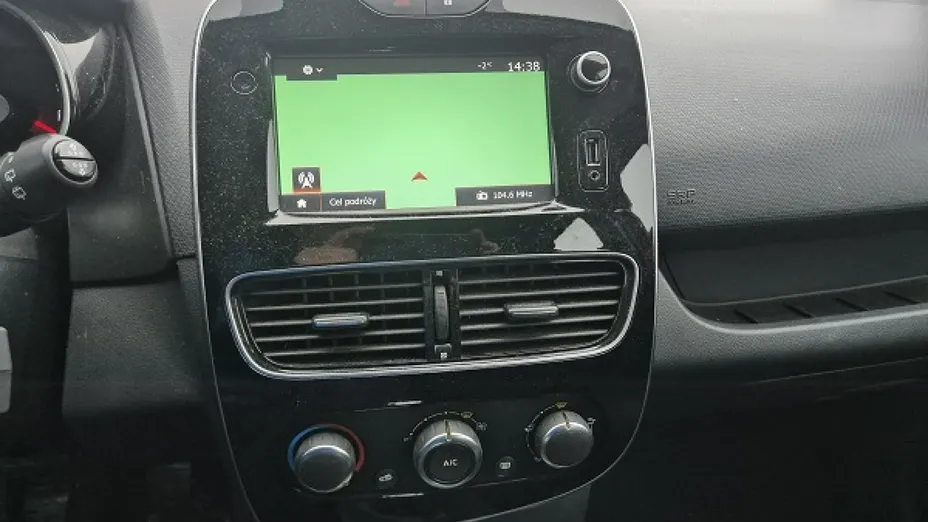 RENAULT Clio -