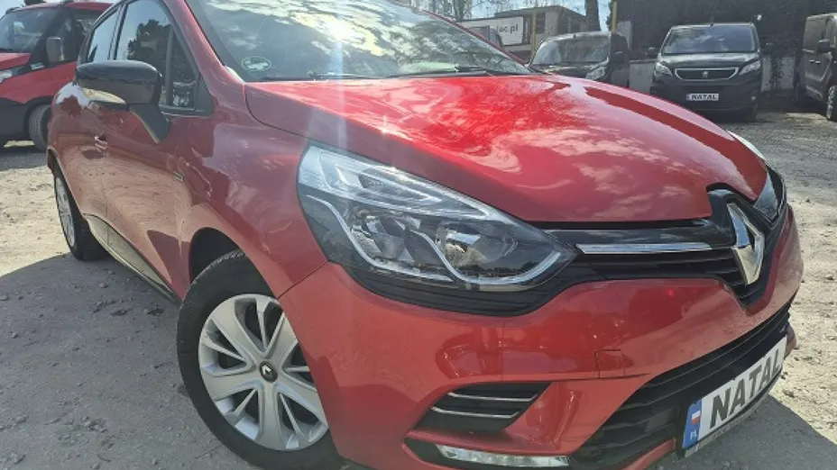 RENAULT Clio -