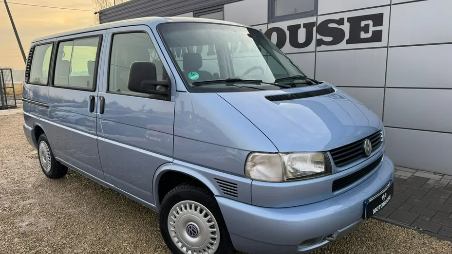 VOLKSWAGEN Caravelle -