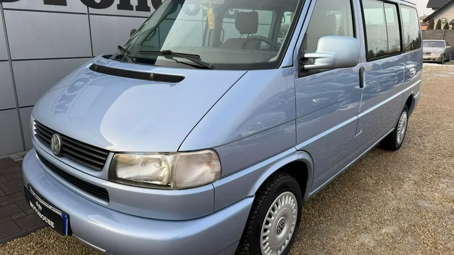 VOLKSWAGEN Caravelle -
