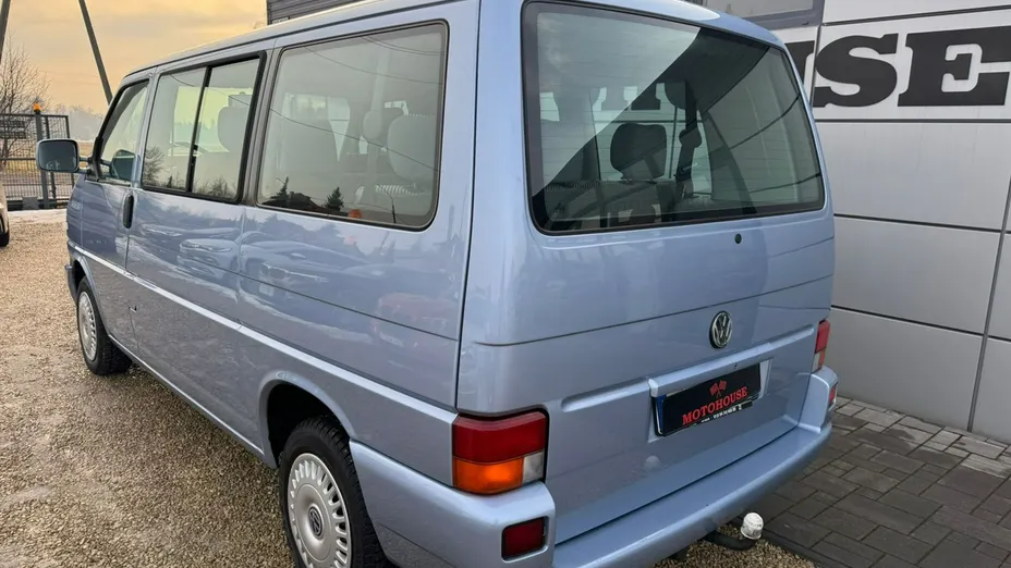 VOLKSWAGEN Caravelle -