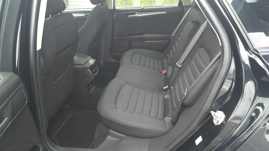 FORD Mondeo -
