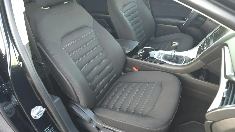 FORD Mondeo -