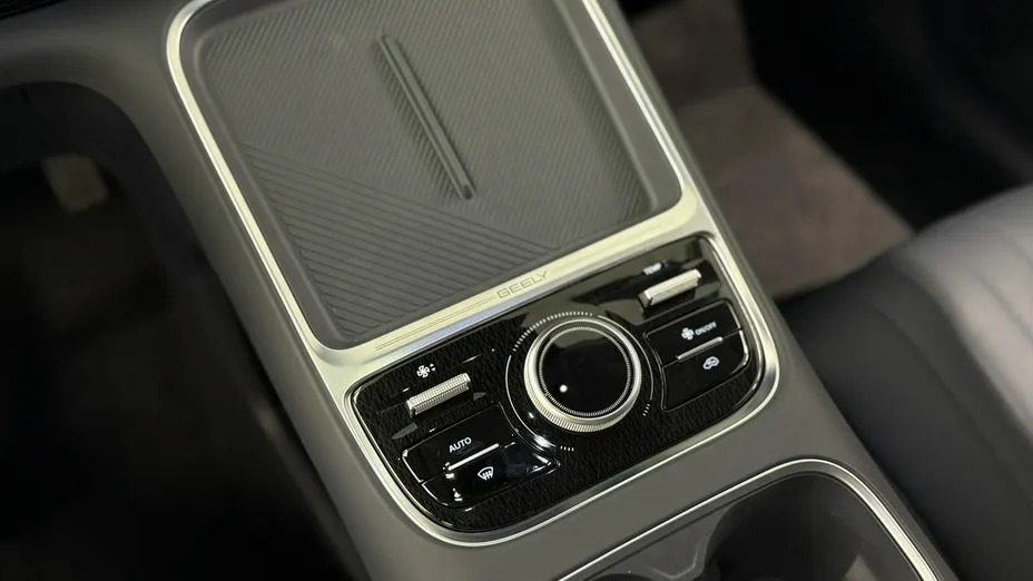 GEELY Starray -