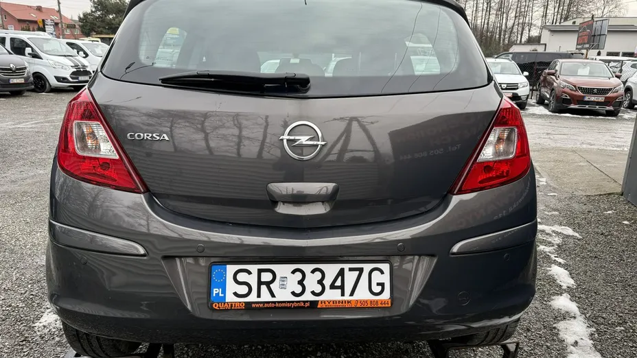OPEL Corsa -