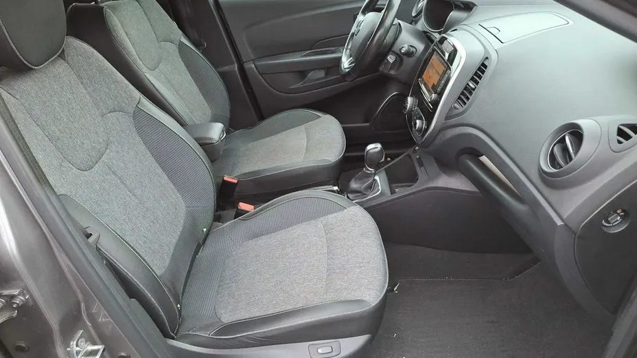 RENAULT Captur -