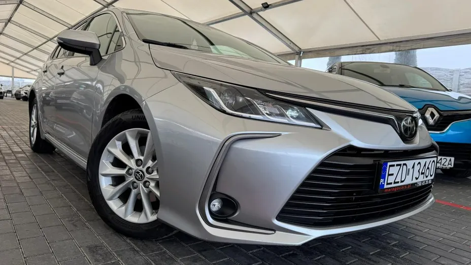 TOYOTA Corolla -