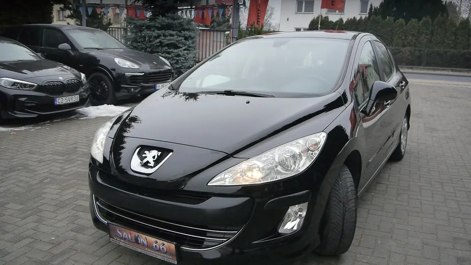 PEUGEOT 308 -