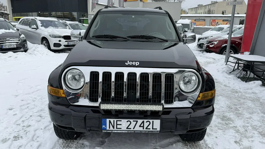 JEEP Cherokee -
