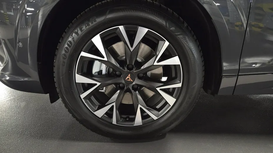 CUPRA Terramar -