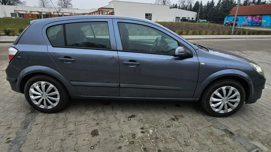 OPEL Astra -
