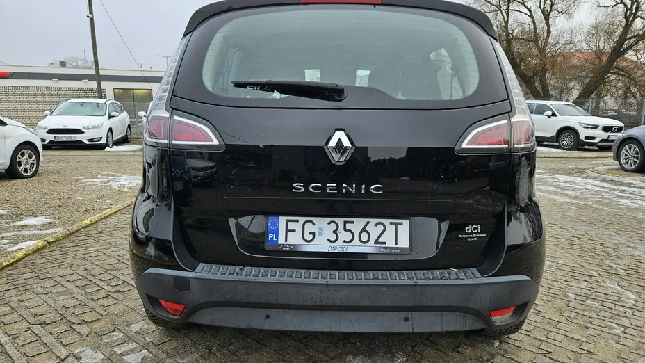 RENAULT Scenic -